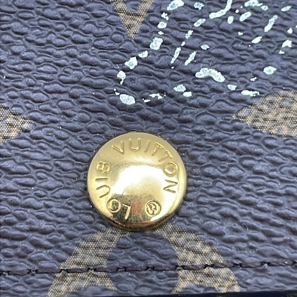 LOUIS VUITTON 2007 - Picture 8 of 16